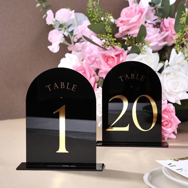 Table Number Gold - センターピース、テーブルデコレーション、場所カード、黒と金のアーチ型アクリルテーブル番号