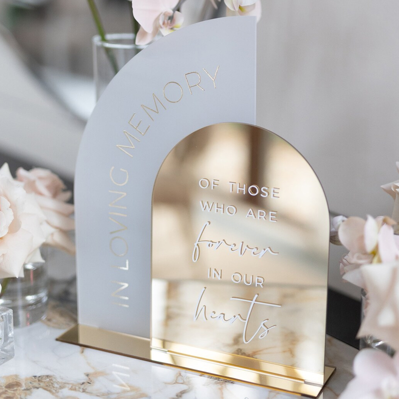 結婚式のメモリーテーブルの装飾,金色の鏡 - Table Number Gold のレビューと価格