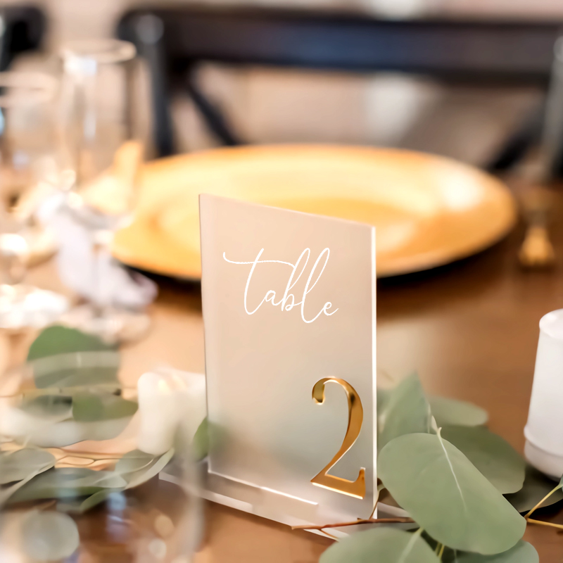 アクリル製テーブルナンバー ウェディングテーブルナンバー装飾 - Table Number Gold のレビューと価格