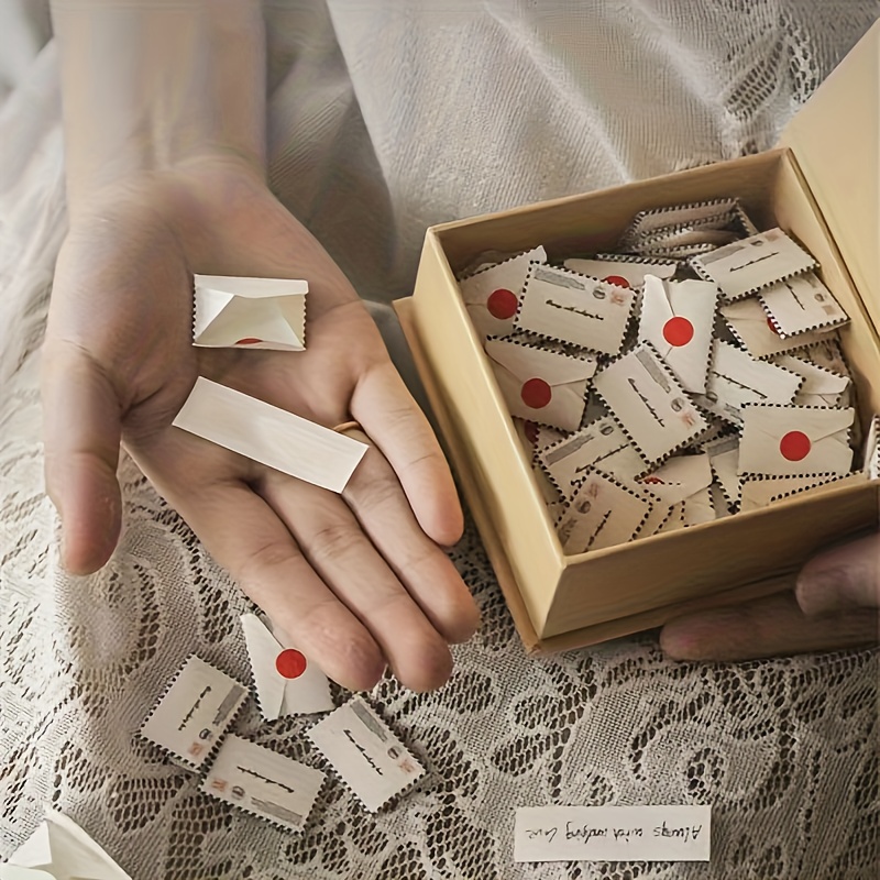 90枚入り エレガントなミニ封筒セット 赤いシール付き -  - Wedding Sutra のレビューと価格